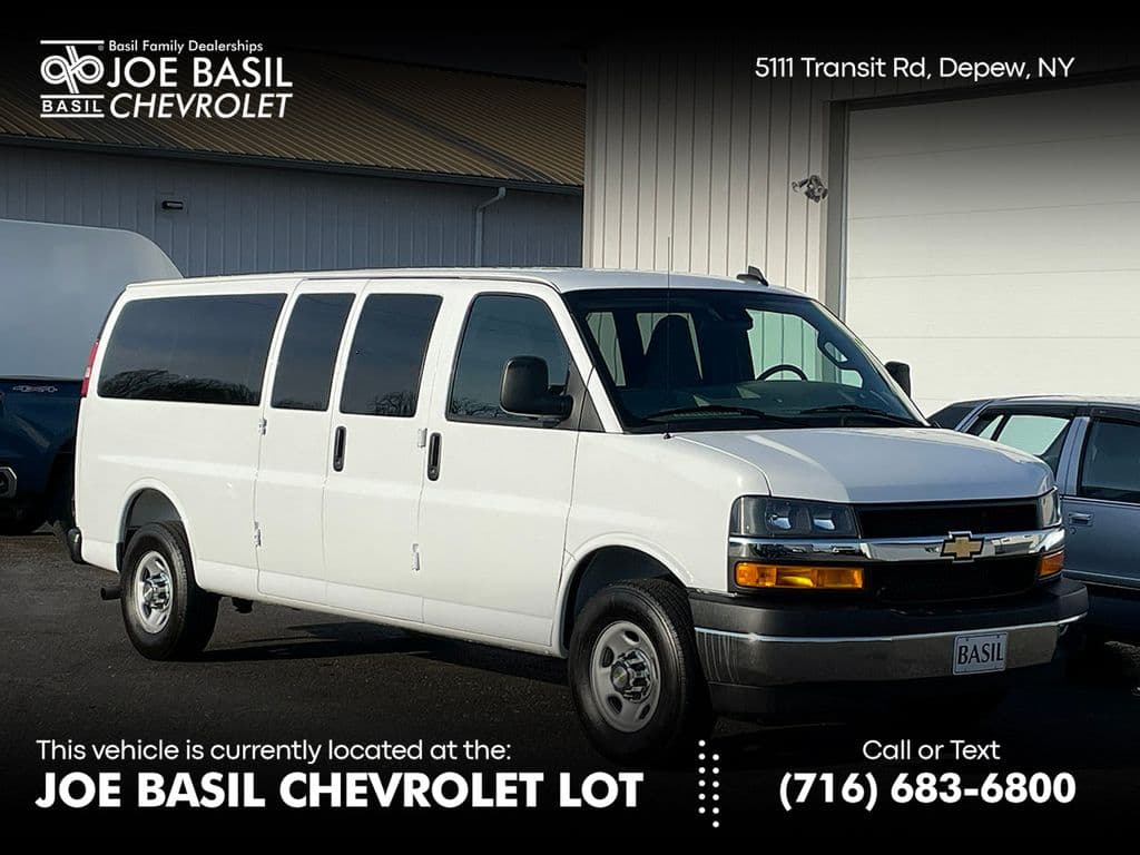 2025 Chevrolet Express Passenger LT — photo 1 of 36