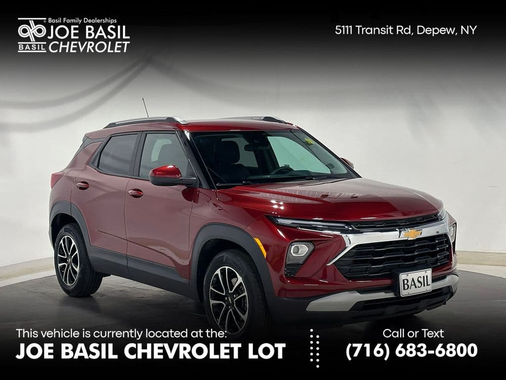 2024 Chevrolet Trailblazer LT — photo 1 of 37
