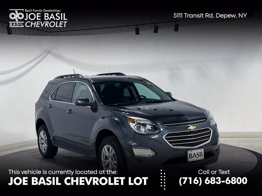 2017 Chevrolet Equinox LT — photo 1 of 37