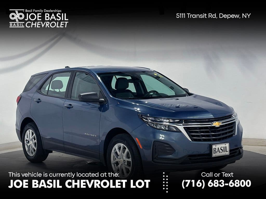 2024 Chevrolet Equinox LS — photo 1 of 38