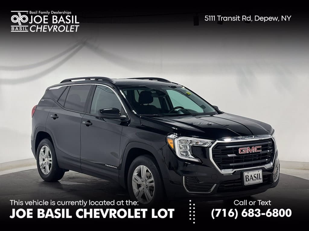 2024 GMC Terrain SLE — photo 1 of 39