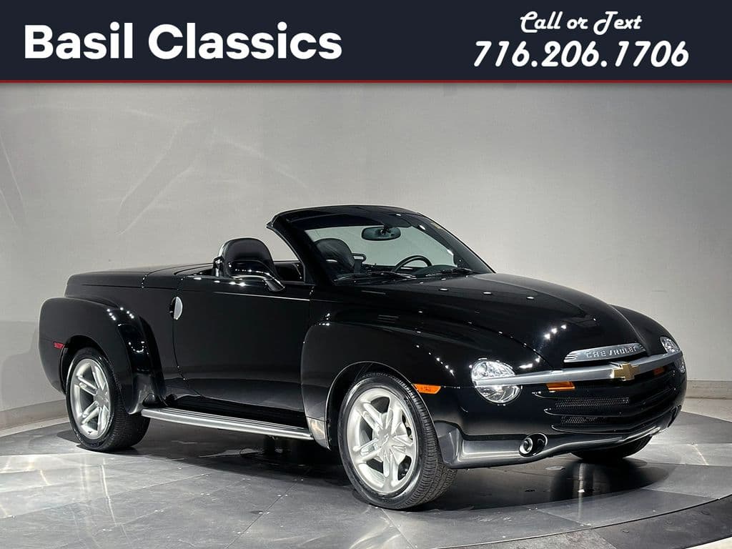 2003 Chevrolet SSR LS — photo 1 of 84