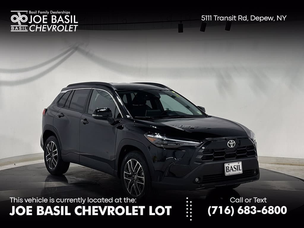 2026 Toyota Corolla Cross XLE — photo 1 of 38