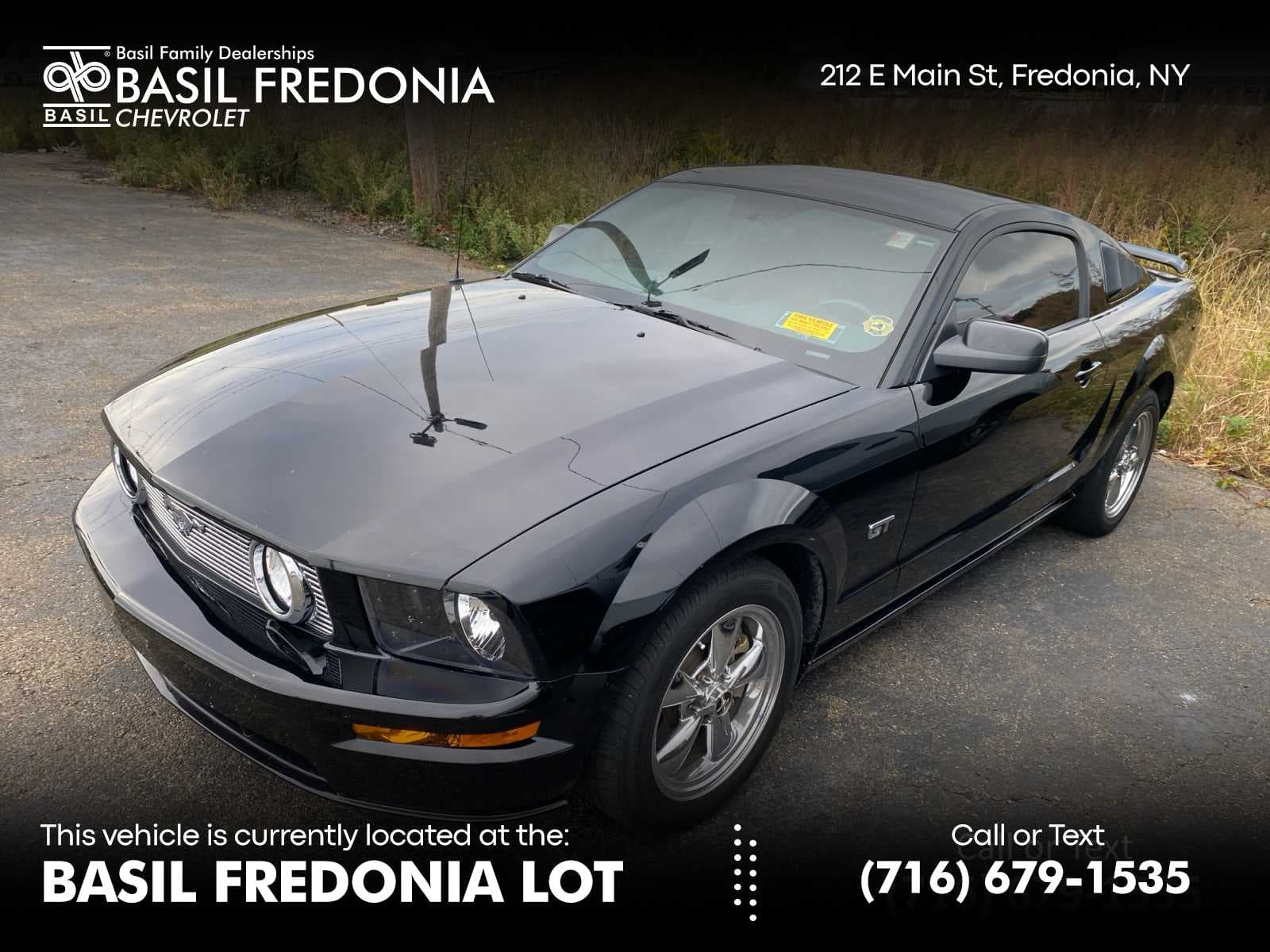 2006 Ford Mustang GT Premium — photo 1 of 3