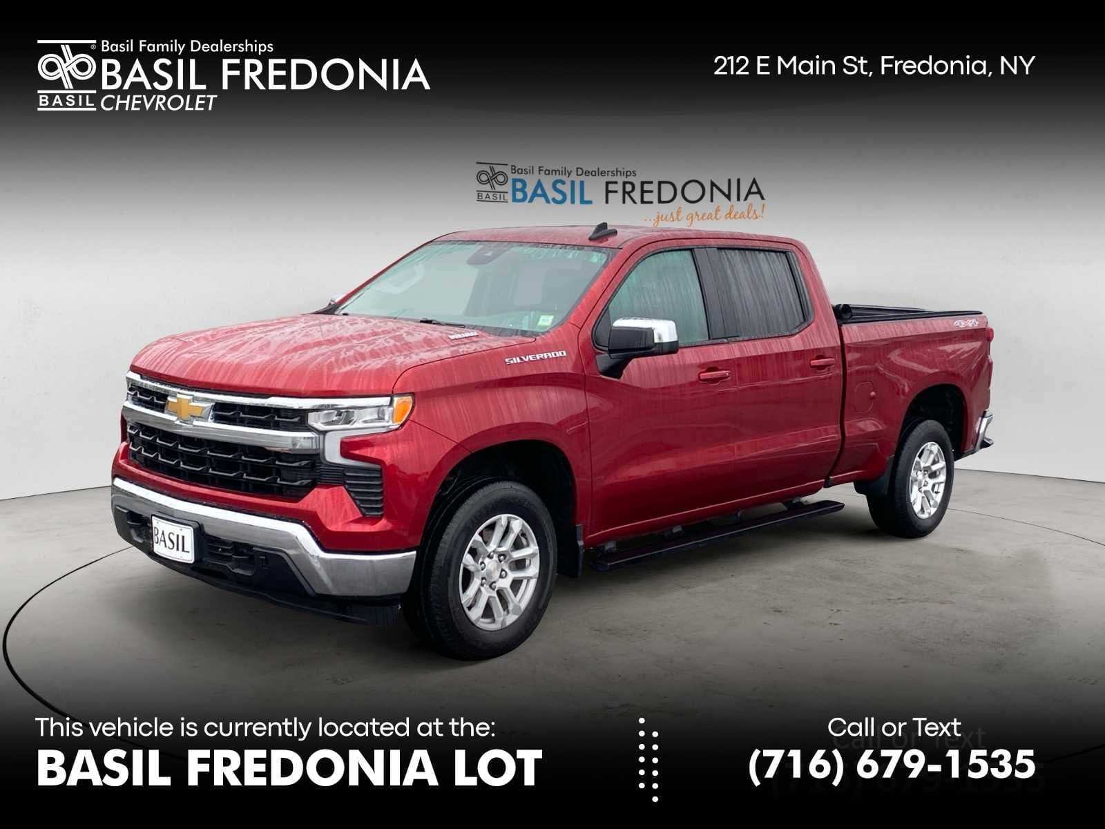 2024 Chevrolet Silverado 1500 LT — photo 1 of 32