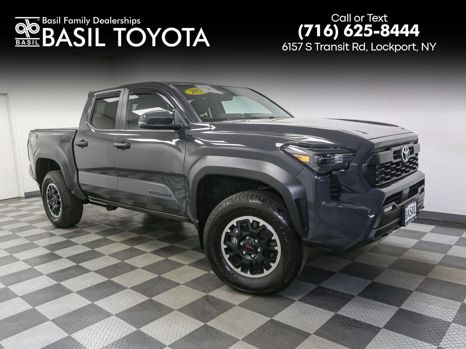 2024 Toyota Tacoma 4WD TRD Off Road — photo 1 of 47
