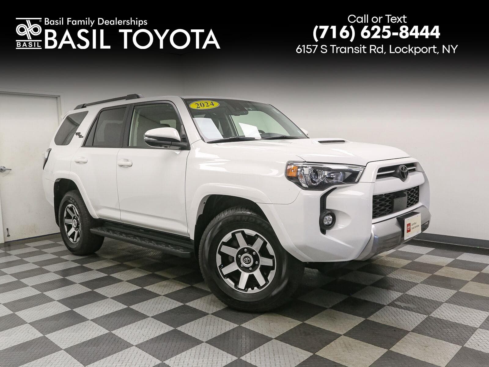 2024 Toyota 4Runner TRD Off Road Premium — photo 1 of 47