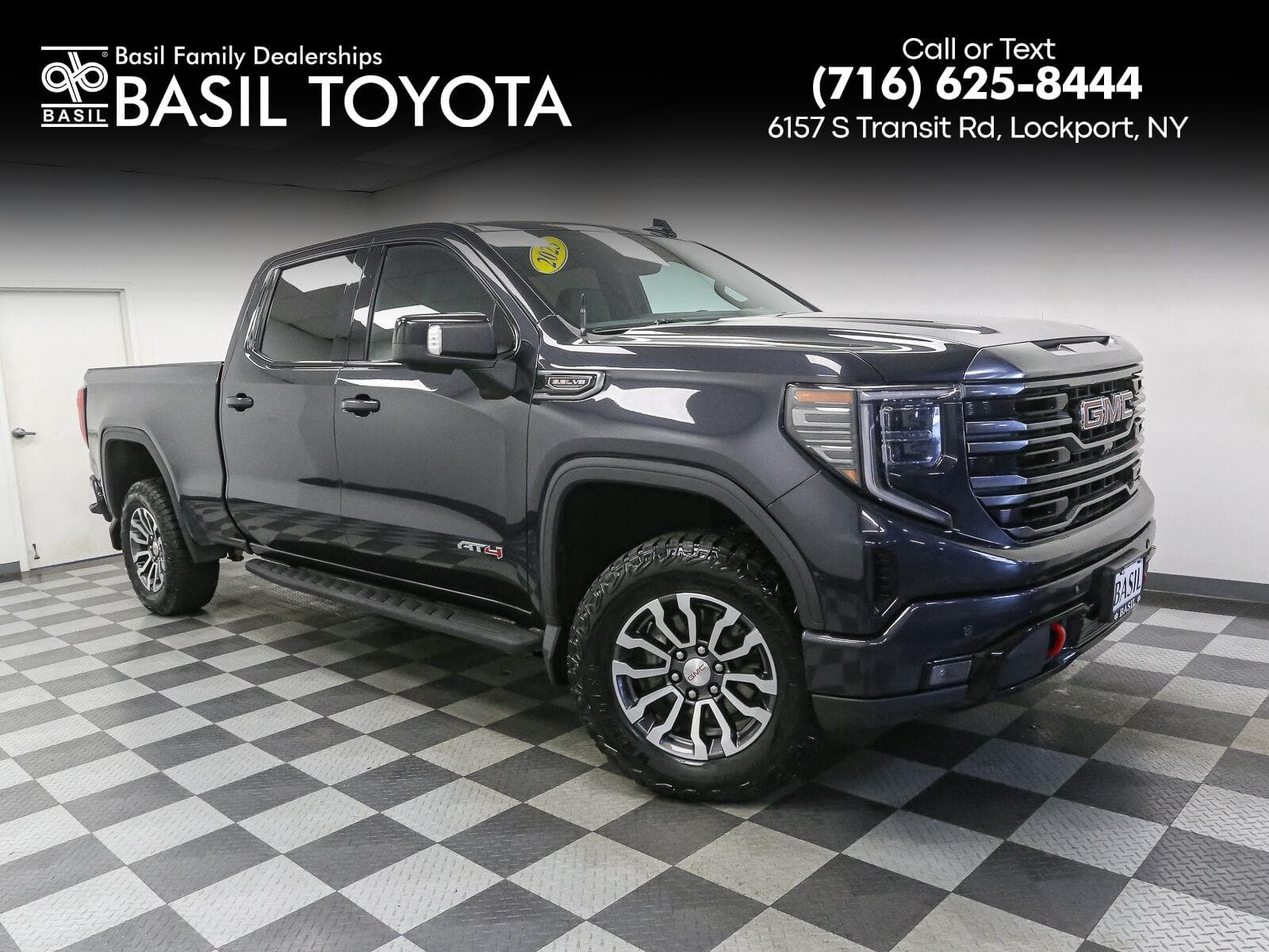 2023 GMC Sierra 1500 AT4 — photo 1 of 46