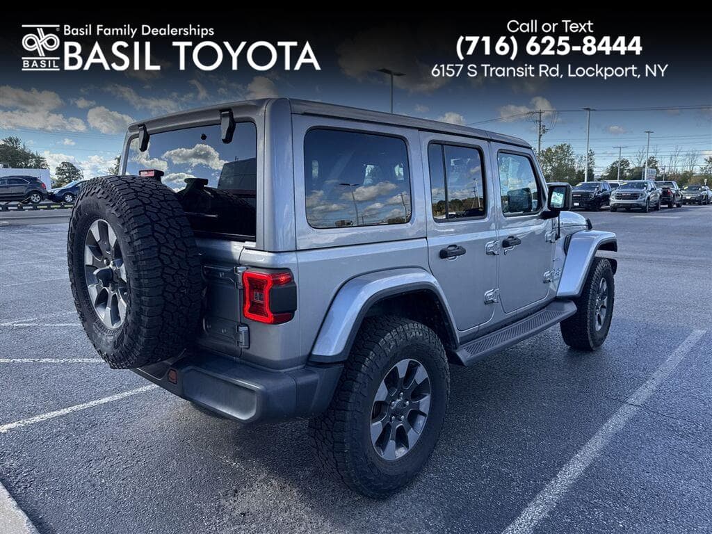 2018 Jeep Wrangler Unlimited Sahara — photo 1 of 2