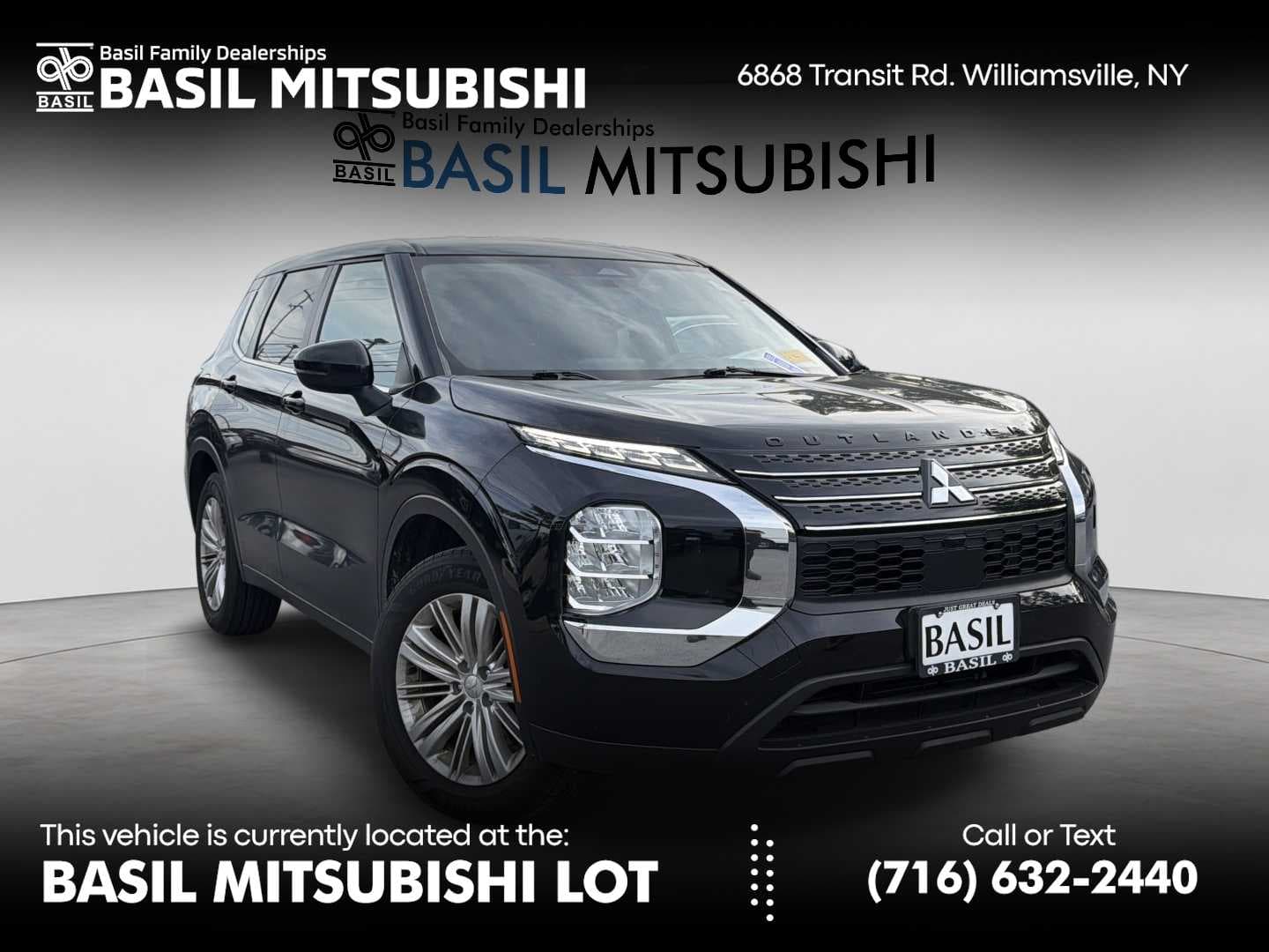 2024 Mitsubishi Outlander ES — photo 1 of 23