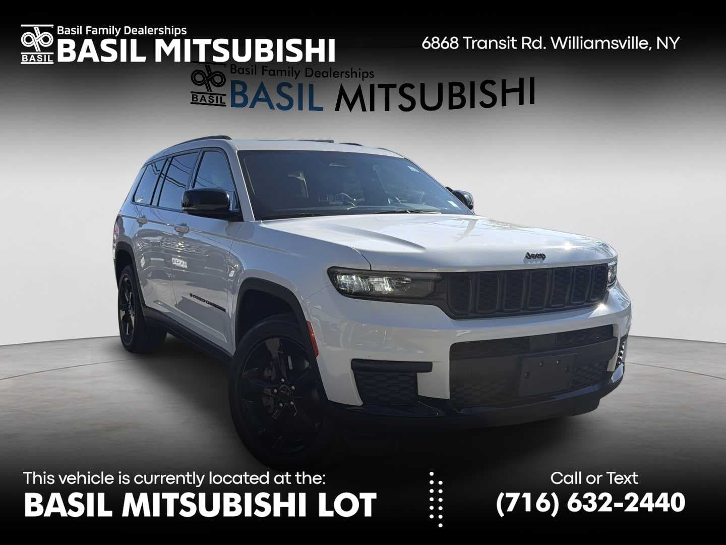 2023 Jeep Grand Cherokee L Laredo — photo 1 of 24