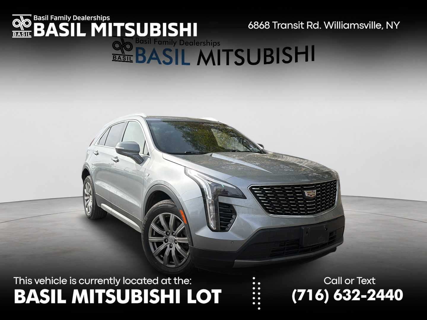 2023 Cadillac XT4 Base — photo 1 of 10