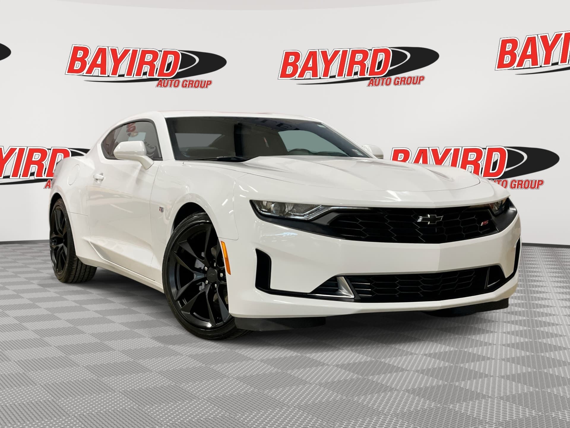 2023 Chevrolet Camaro Base — photo 1 of 31