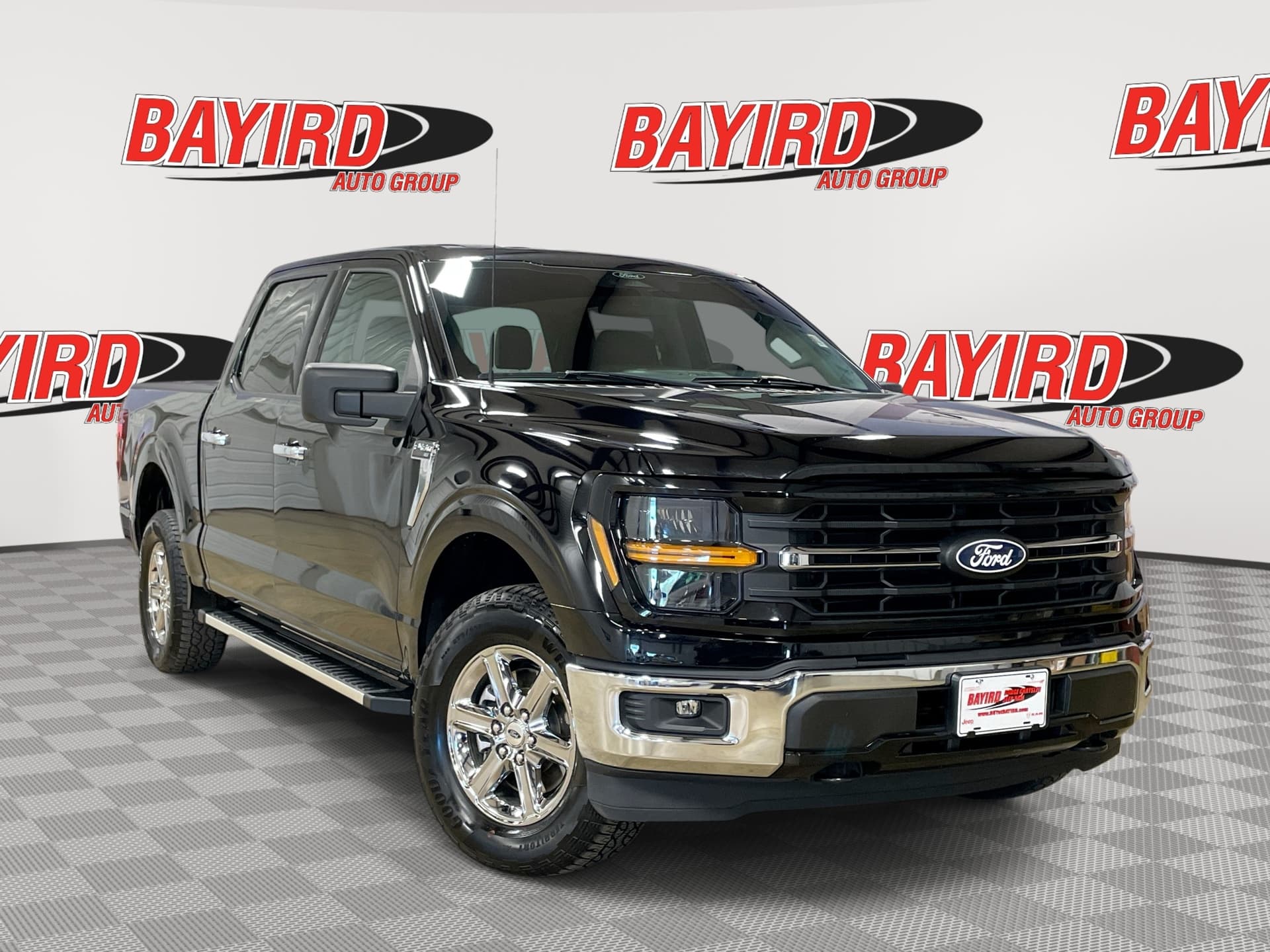 2025 Ford F-150 XLT — photo 1 of 32