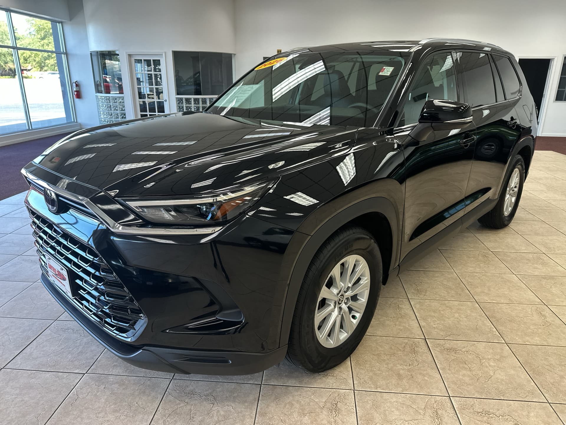 2026 Toyota Grand Highlander XLE — photo 1 of 23