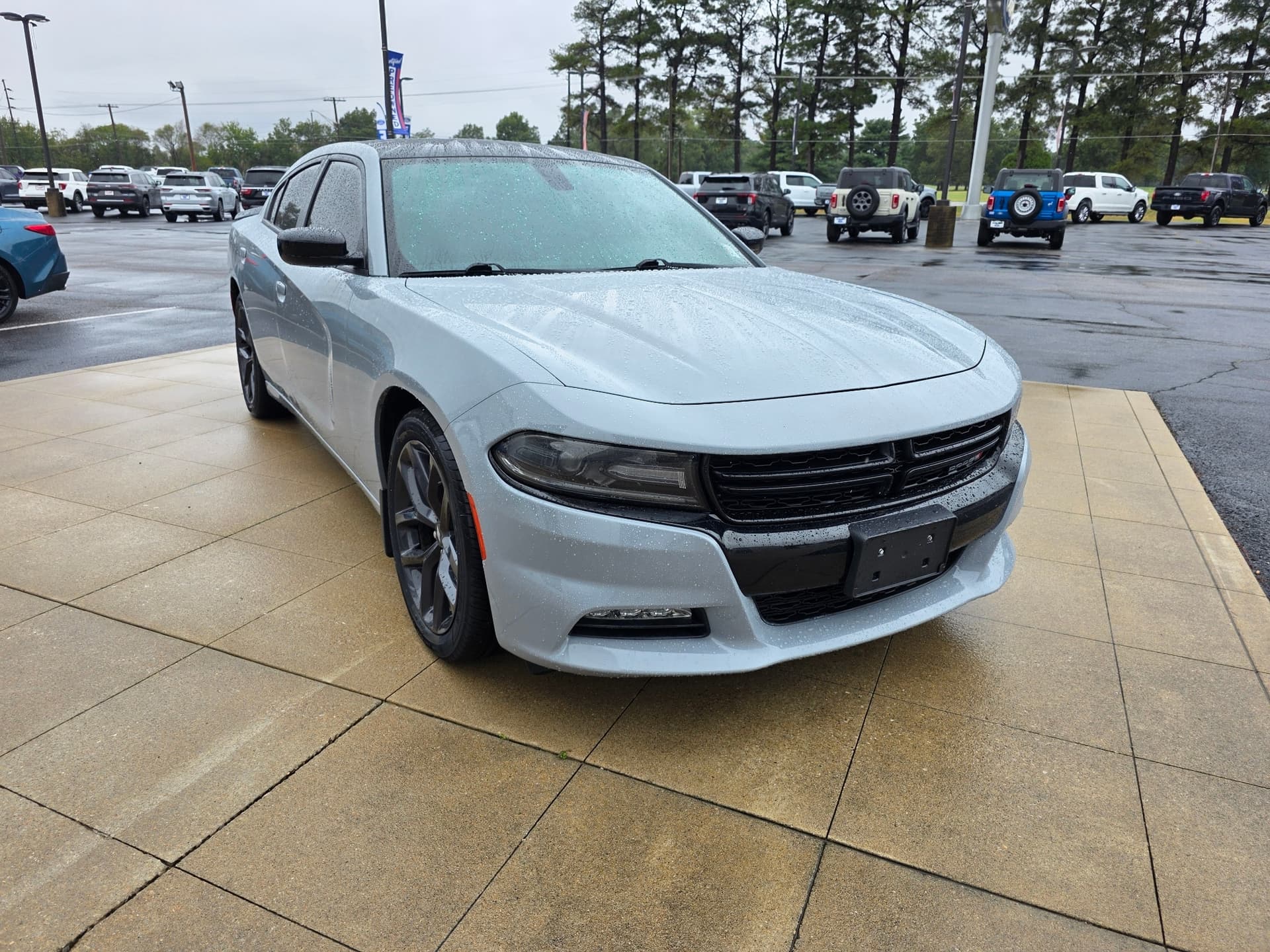 2021 Dodge Charger SXT — photo 1 of 7