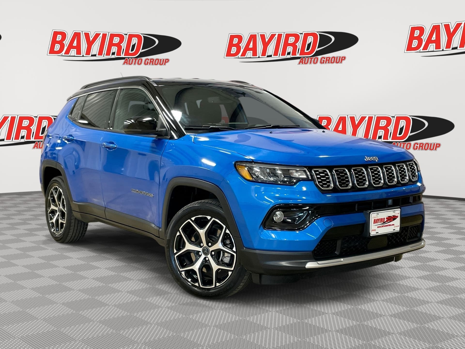 2025 Jeep Compass Limited — photo 1 of 33