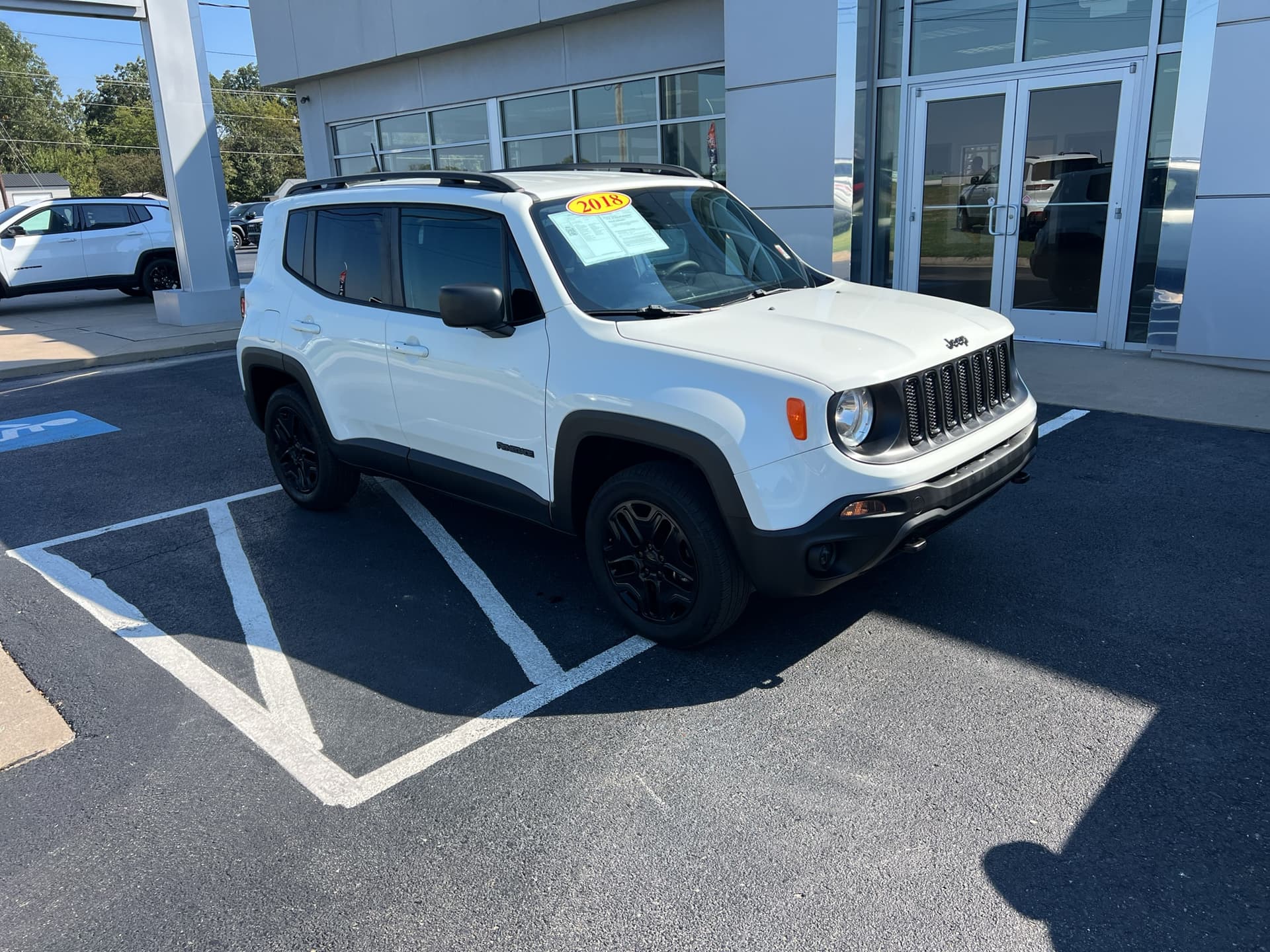 2018 Jeep Renegade Sport — photo 1 of 39