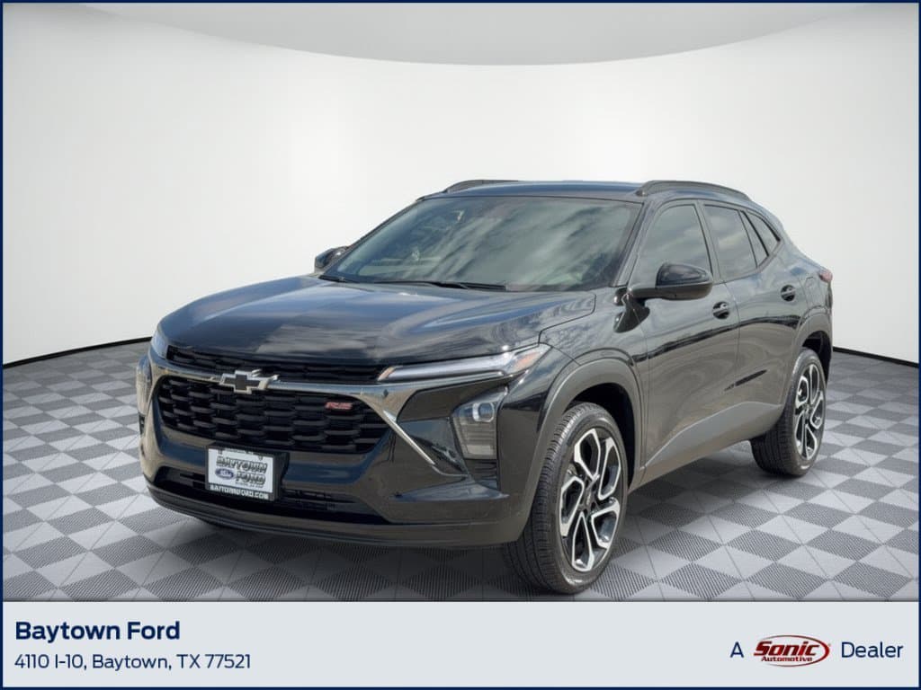 2025 Chevrolet Trax 2RS — photo 1 of 31