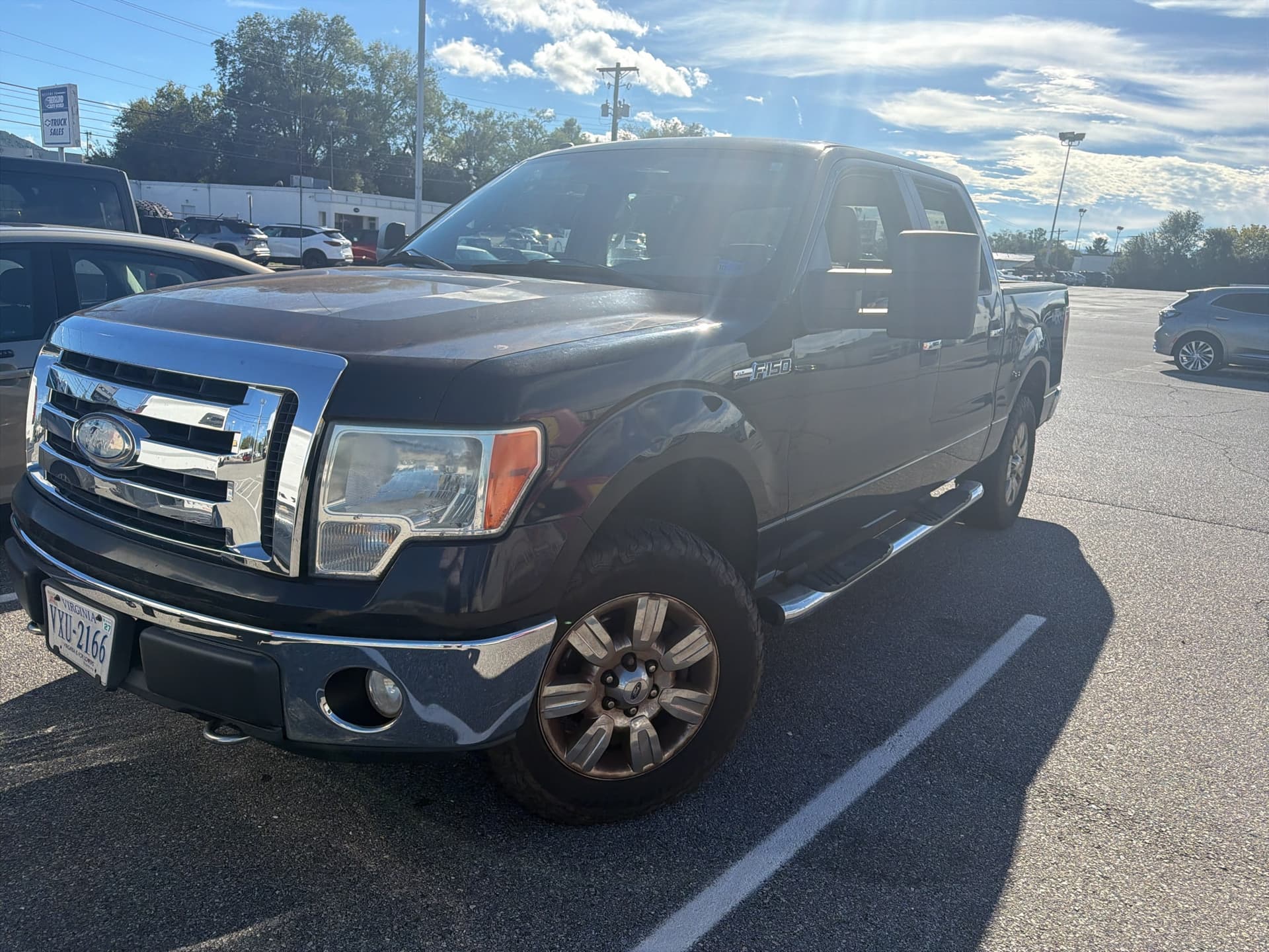 2009 Ford F-150 XLT — photo 1 of 9