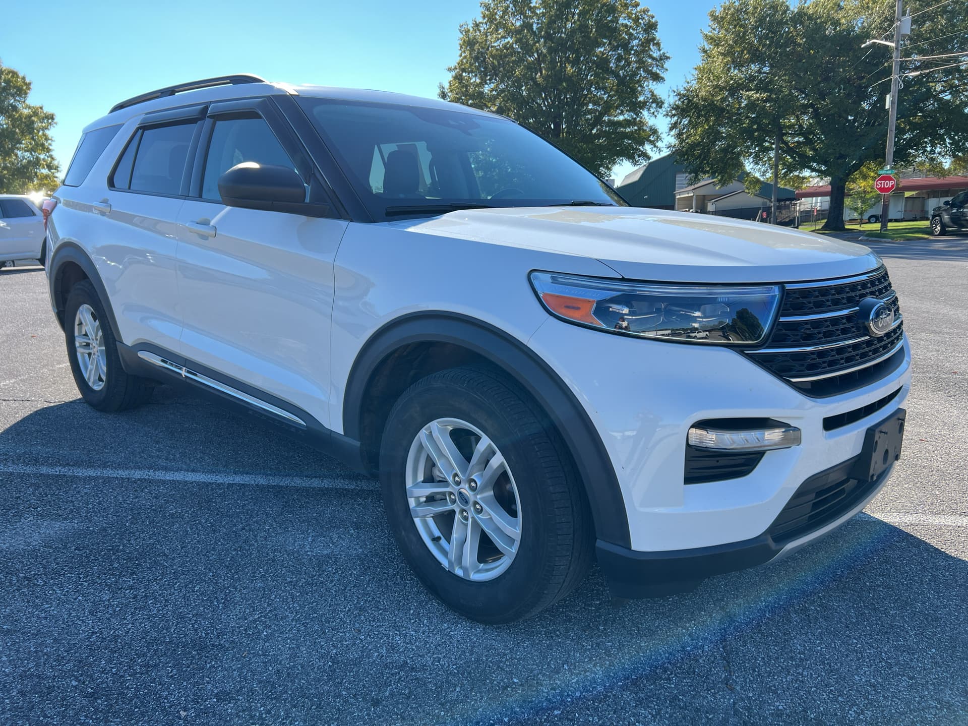 2020 Ford Explorer XLT — photo 1 of 14