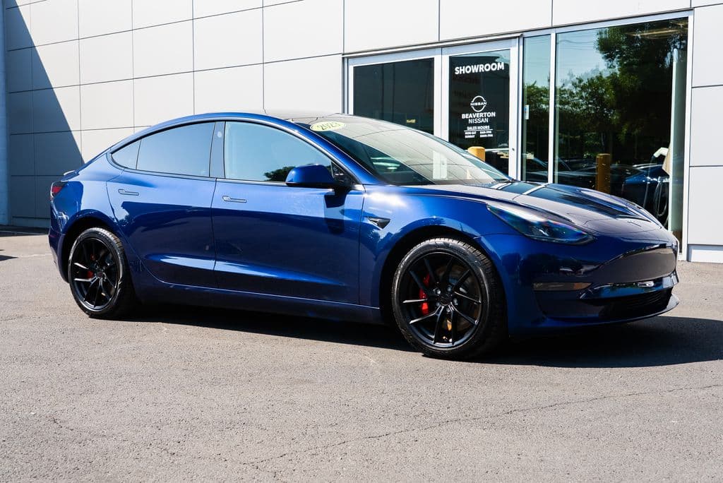 2023 Tesla Model 3 Performance — photo 1 of 23