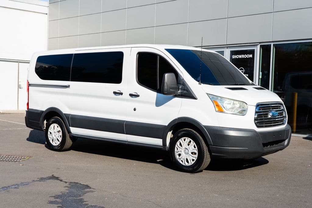 2015 Ford Transit Wagon XLT — photo 1 of 25