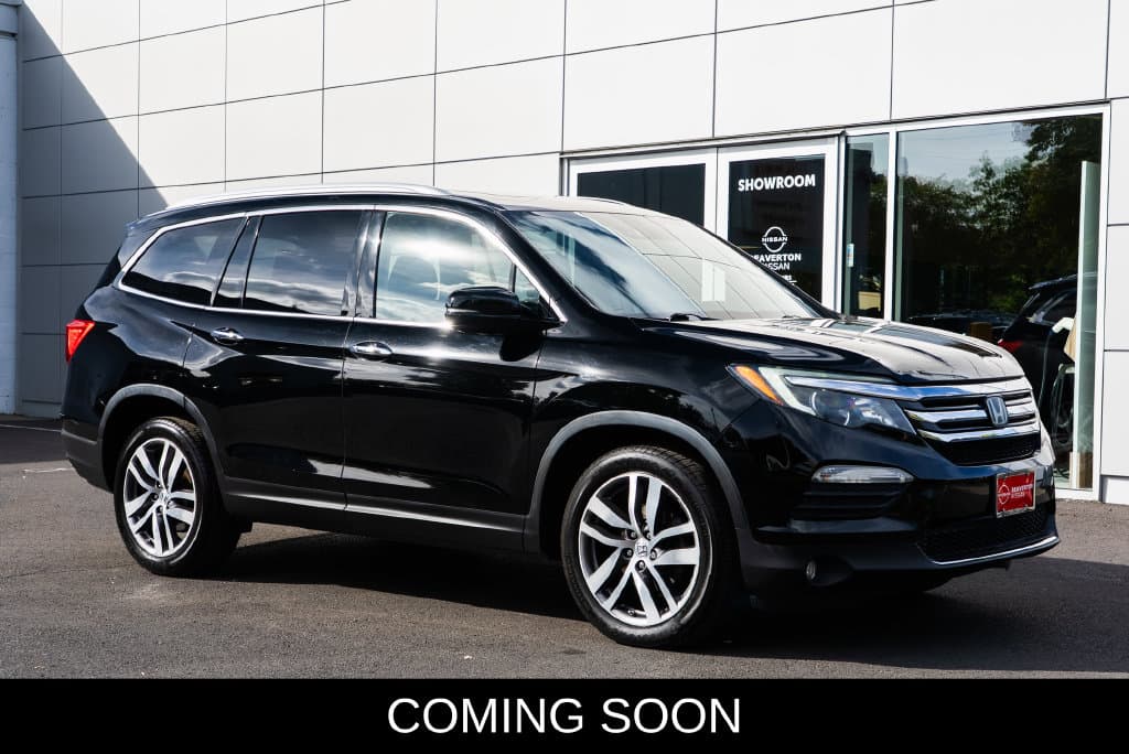 2016 Honda Pilot Elite — photo 1 of 33
