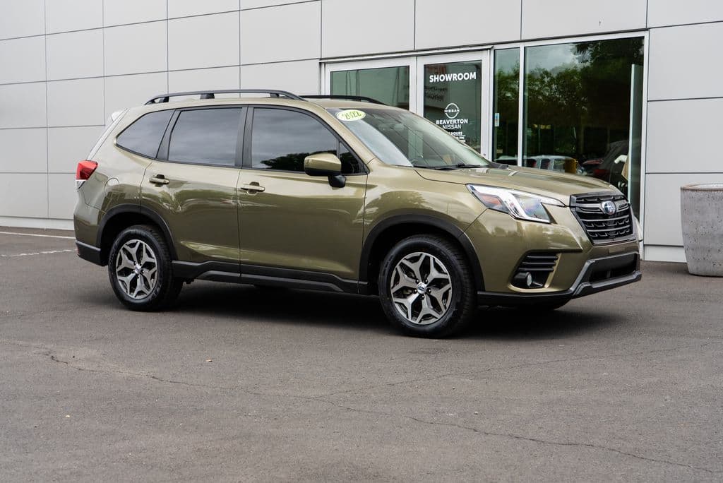 2022 Subaru Forester Premium — photo 1 of 29
