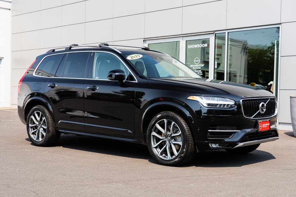 2019 Volvo XC90 Base — photo 1 of 29