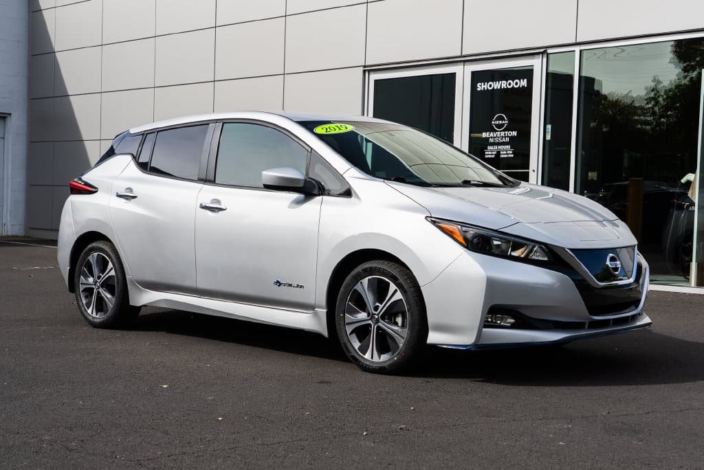 2019 Nissan LEAF SV PLUS — photo 1 of 28