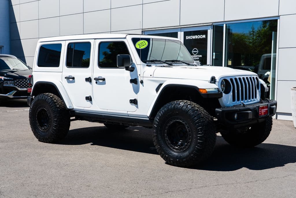 2023 Jeep Wrangler Base — photo 1 of 30