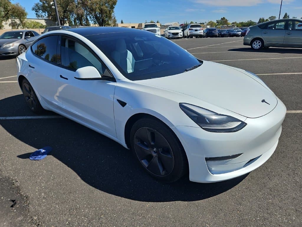 2023 Tesla Model 3 Long Range — photo 1 of 2