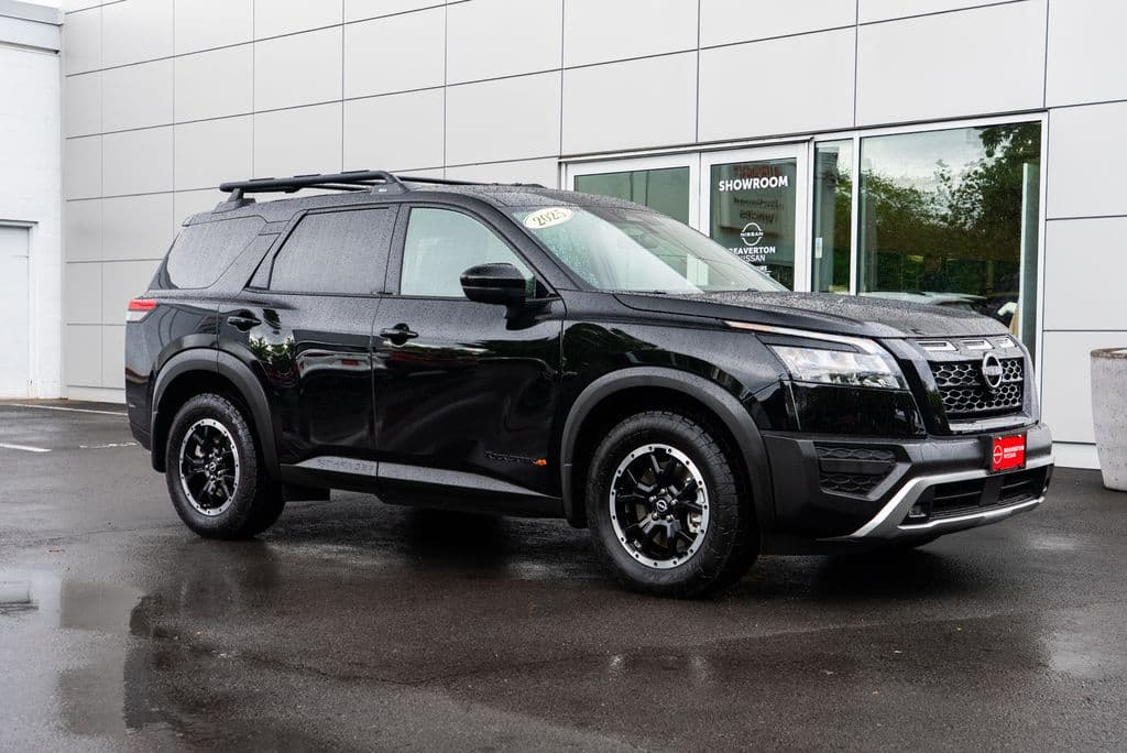 2025 Nissan Pathfinder Rock Creek — photo 1 of 30