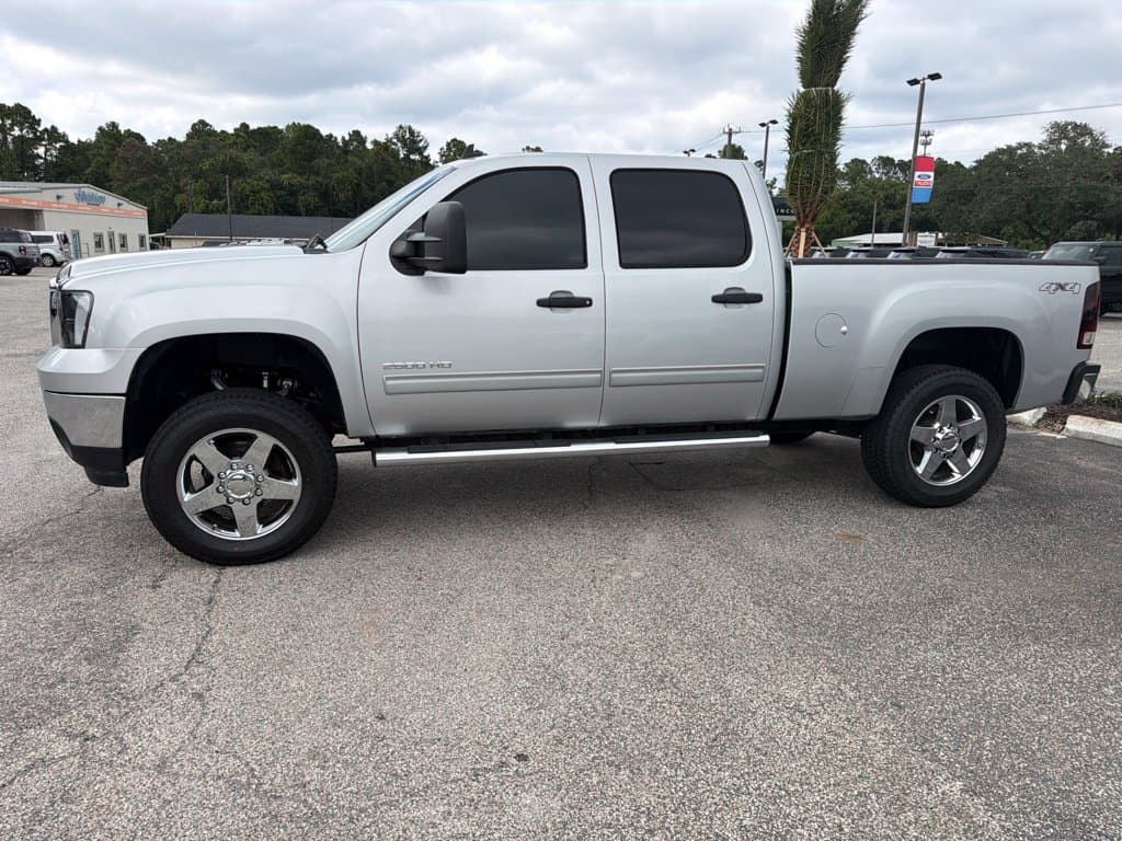 2013 GMC Sierra 2500HD SLE — photo 1 of 20