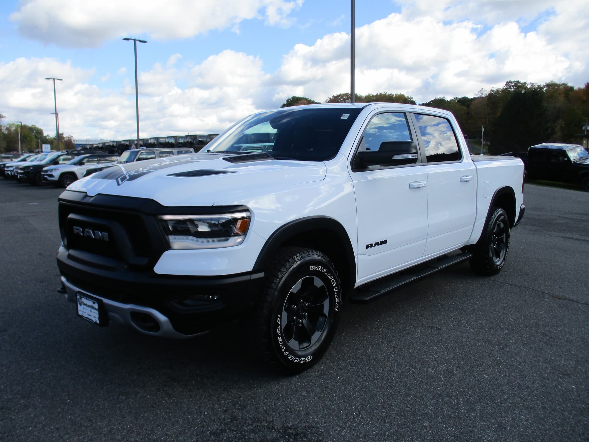 2020 RAM 1500 Rebel — photo 1 of 17