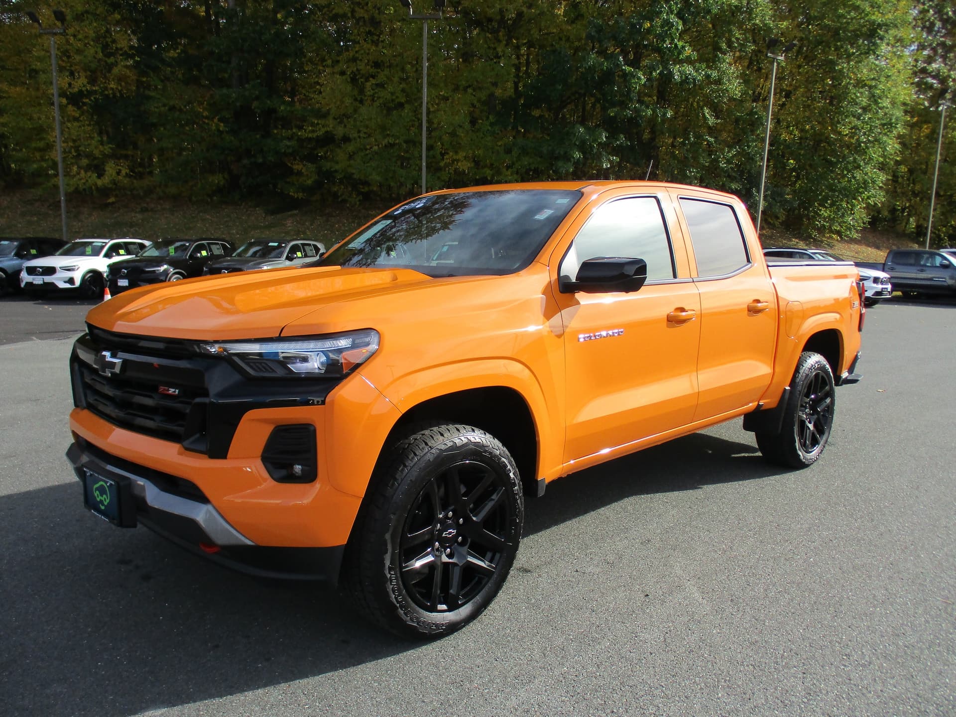 2025 Chevrolet Colorado Base — photo 1 of 19