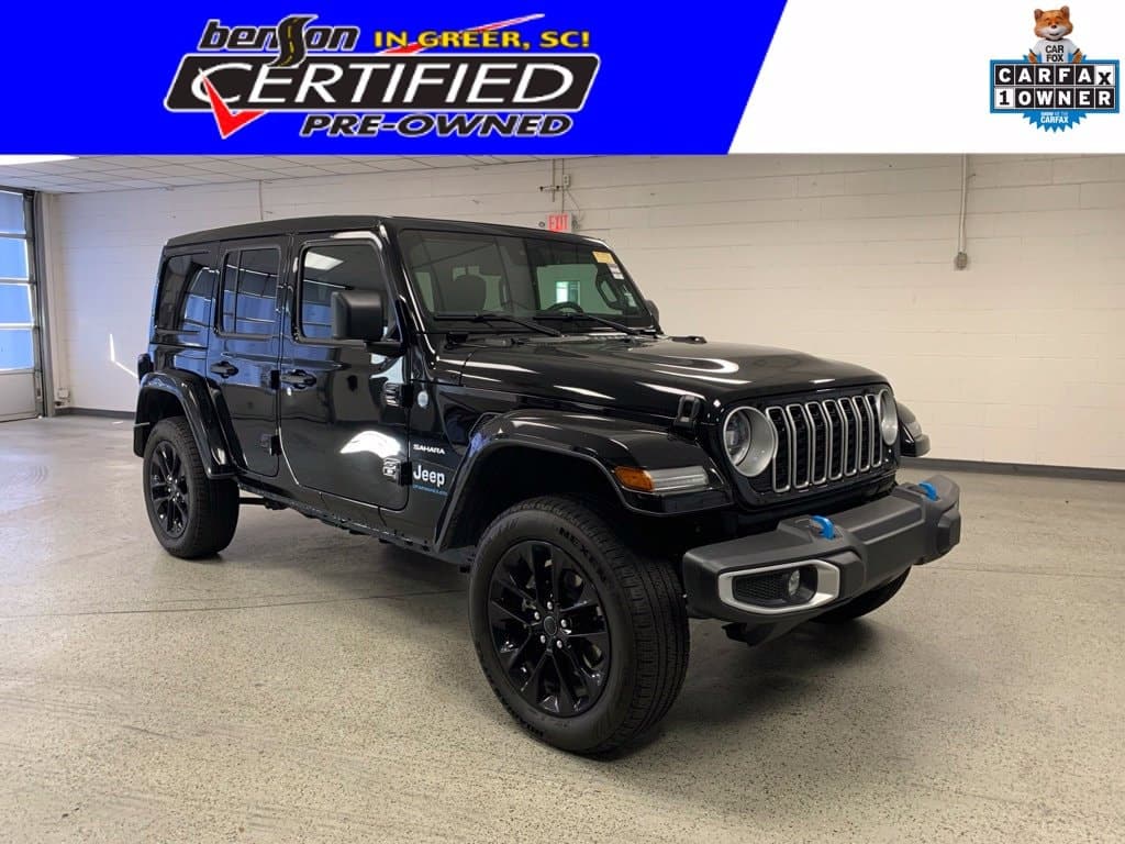 2024 Jeep Wrangler Base — photo 1 of 9