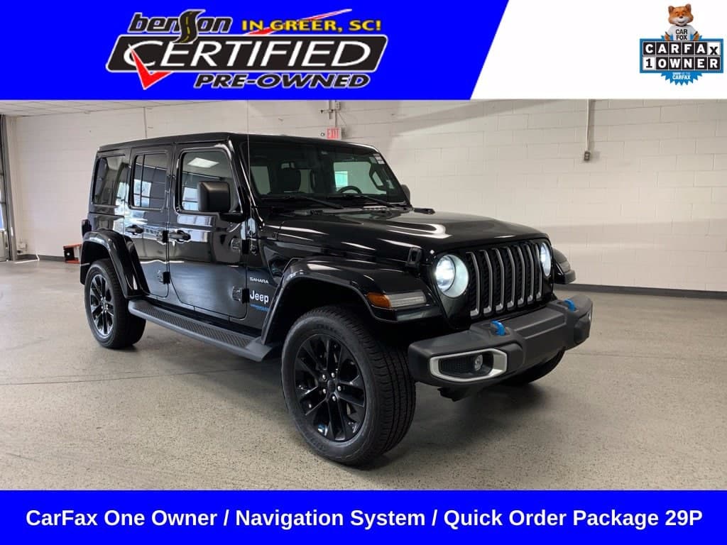 2022 Jeep Wrangler Base — photo 1 of 9