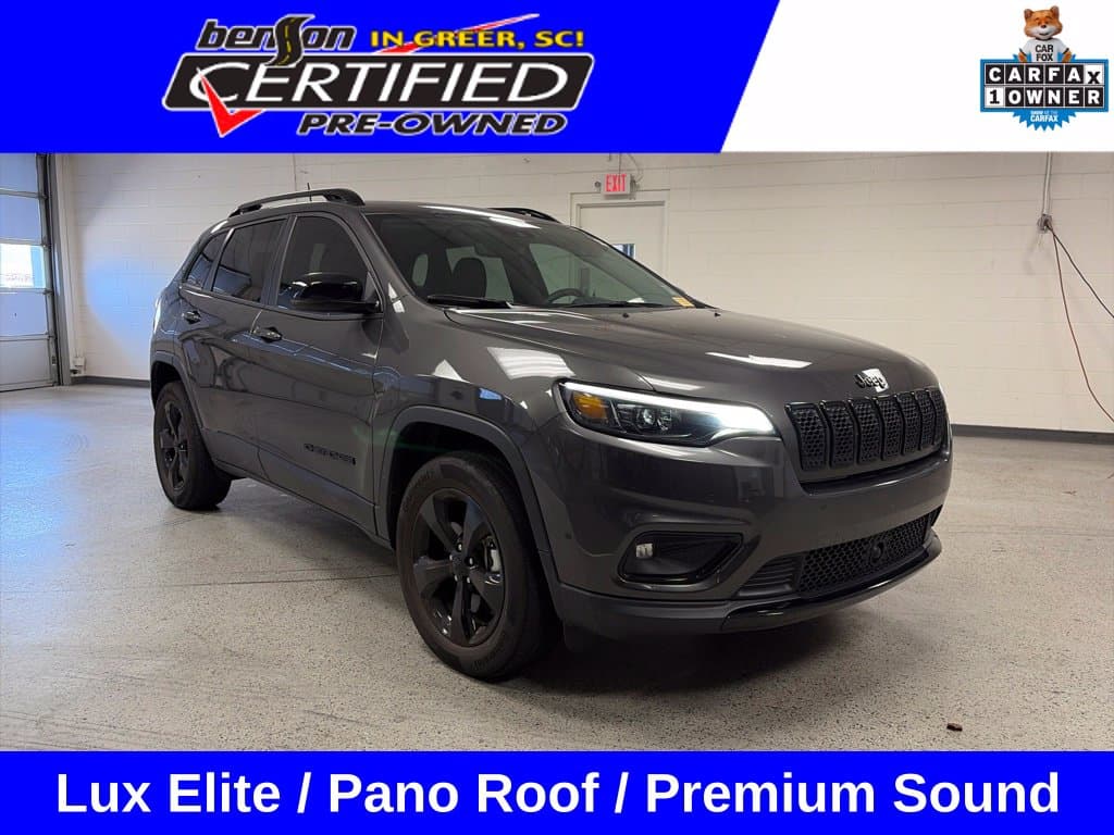2023 Jeep Cherokee Base — photo 1 of 8