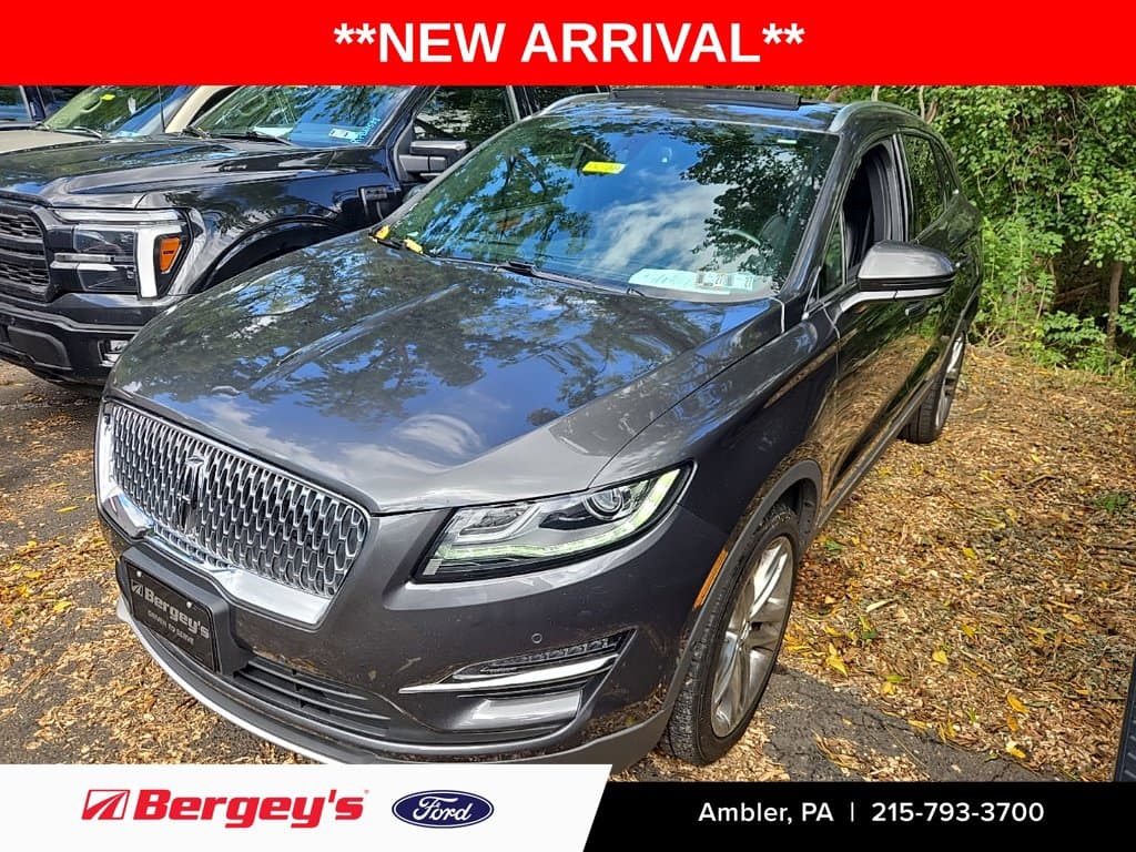 2019 Lincoln MKC Reserve — photo 1 of 17