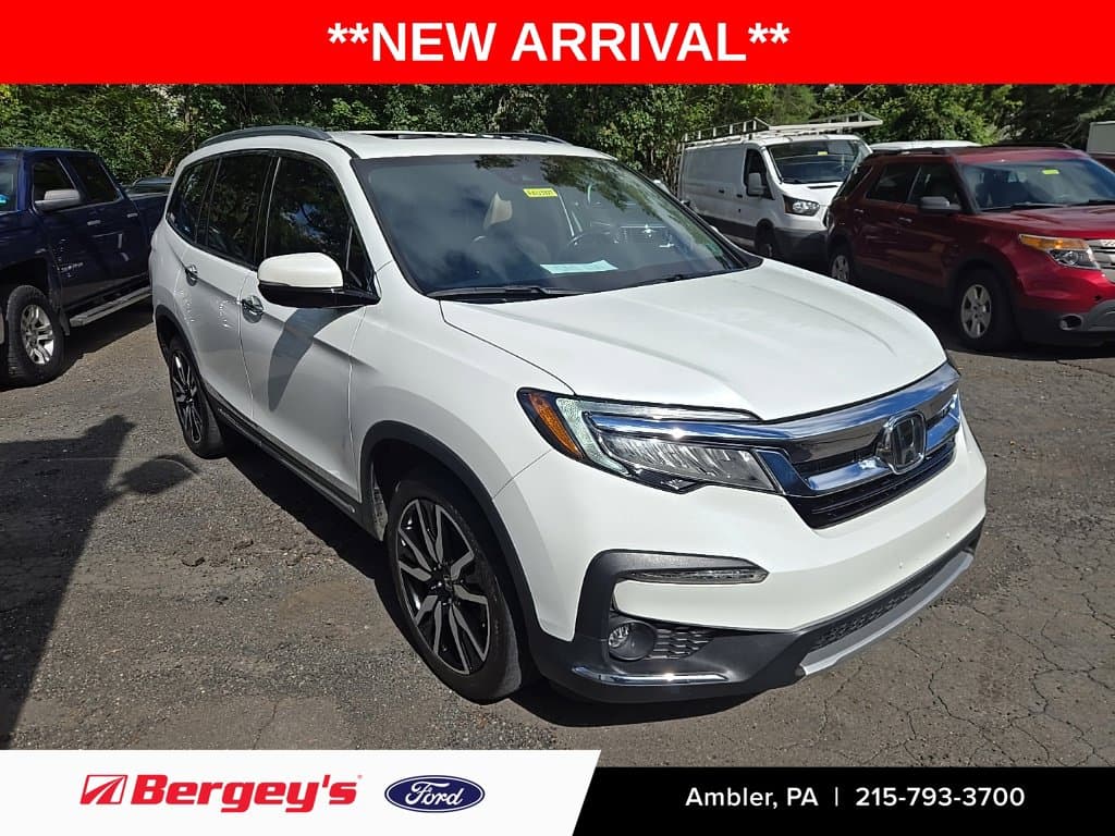 2021 Honda Pilot Elite — photo 1 of 17