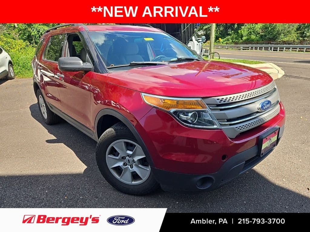 2013 Ford Explorer Base — photo 1 of 15