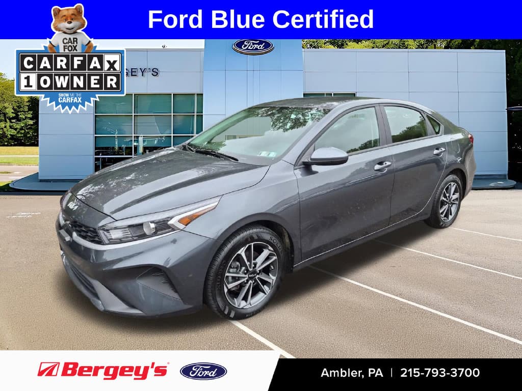 2024 Kia Forte LXS — photo 1 of 44