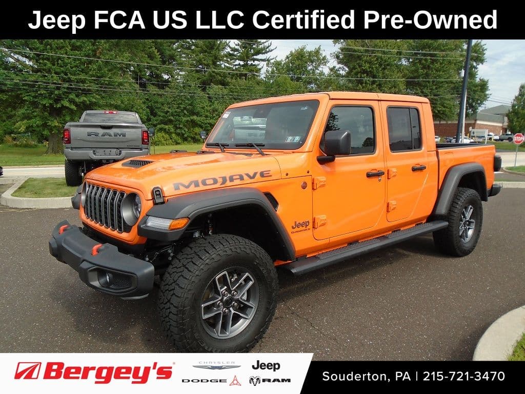 2025 Jeep Gladiator Mojave — photo 1 of 28