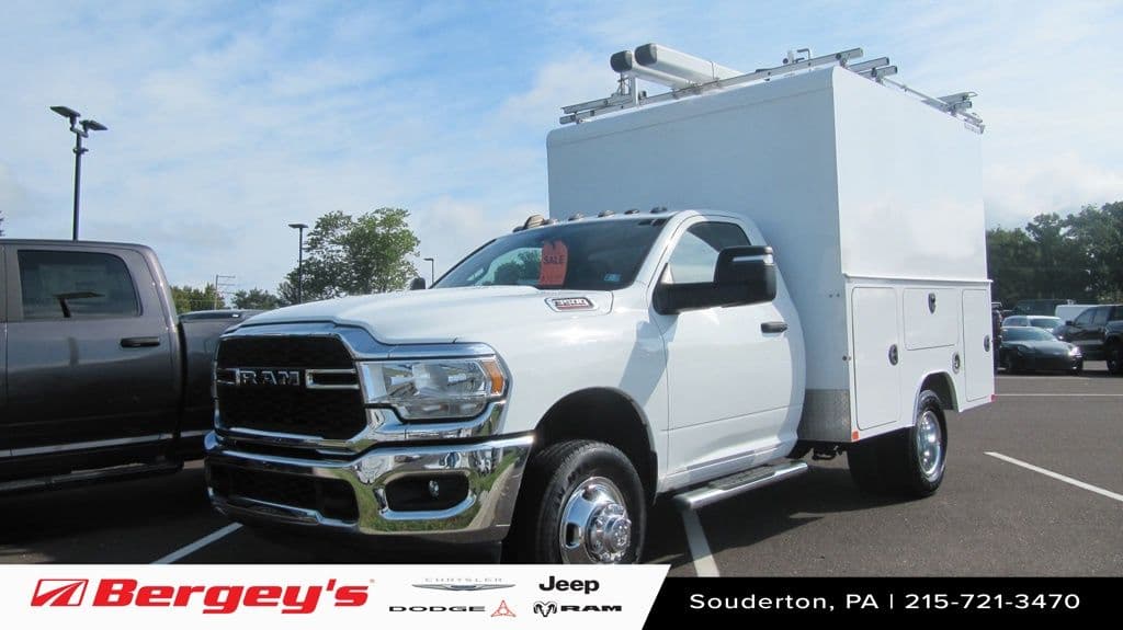 2023 RAM 3500 Tradesman — photo 1 of 27