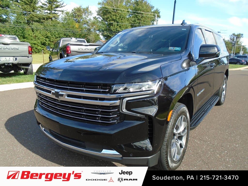 2024 Chevrolet Suburban LT — photo 1 of 27