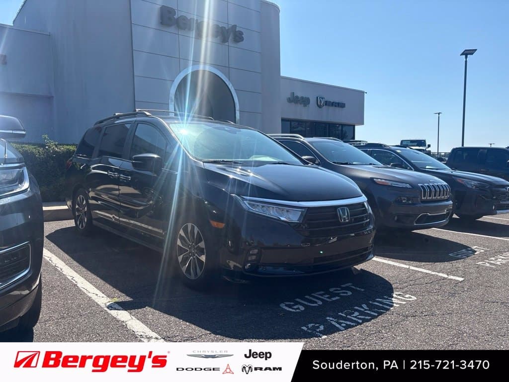 2023 Honda Odyssey EX-L — photo 1 of 12