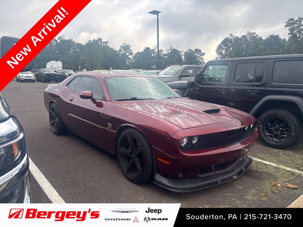 2019 Dodge Challenger R/T Scat Pack — photo 1 of 11