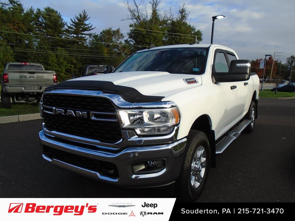 2024 RAM 2500 Big Horn — photo 1 of 26